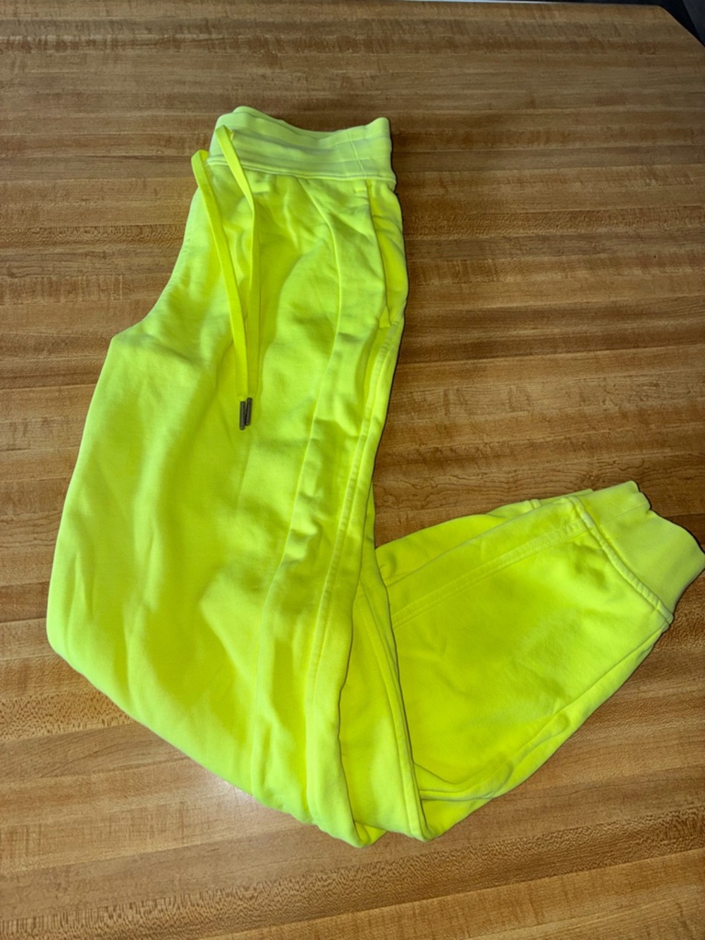 Lululemon scuba high-rise jogger